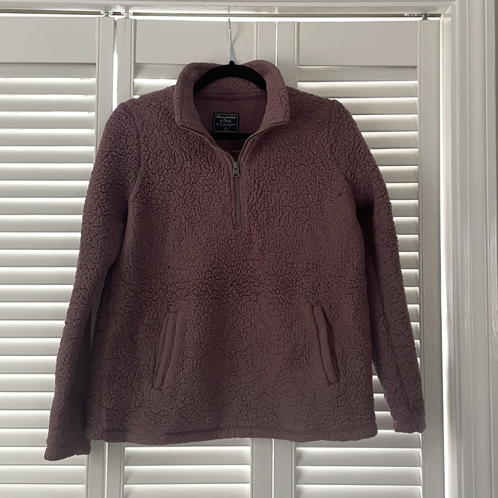 Abercrombie & Fitch Sherpa sweatshirt size medium